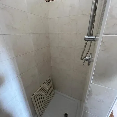 Mare Pineta فندق باري